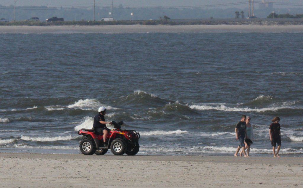 041119_gal_beach14